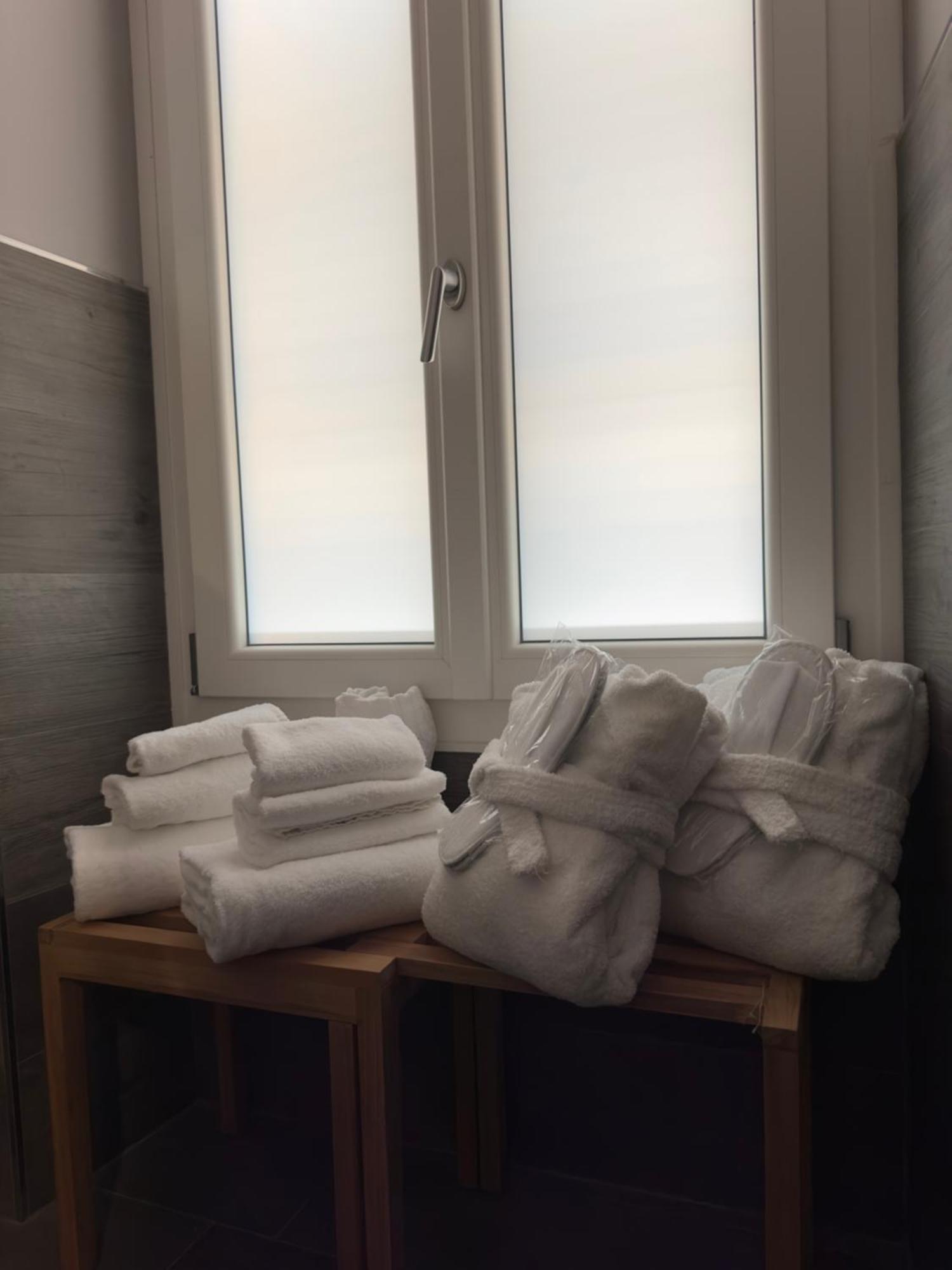 Prima Fila Due Pemium Guest House Sanremo Exterior photo