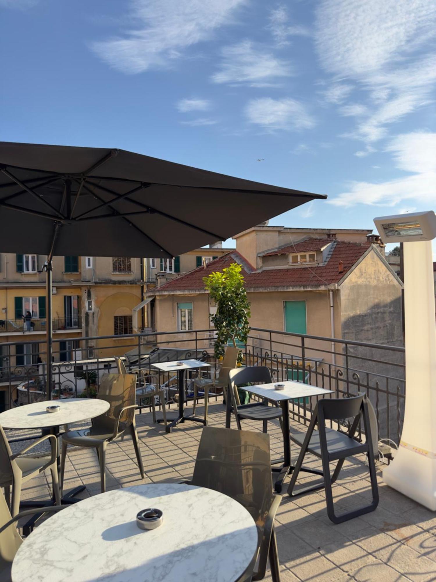 Prima Fila Due Pemium Guest House Sanremo Exterior photo