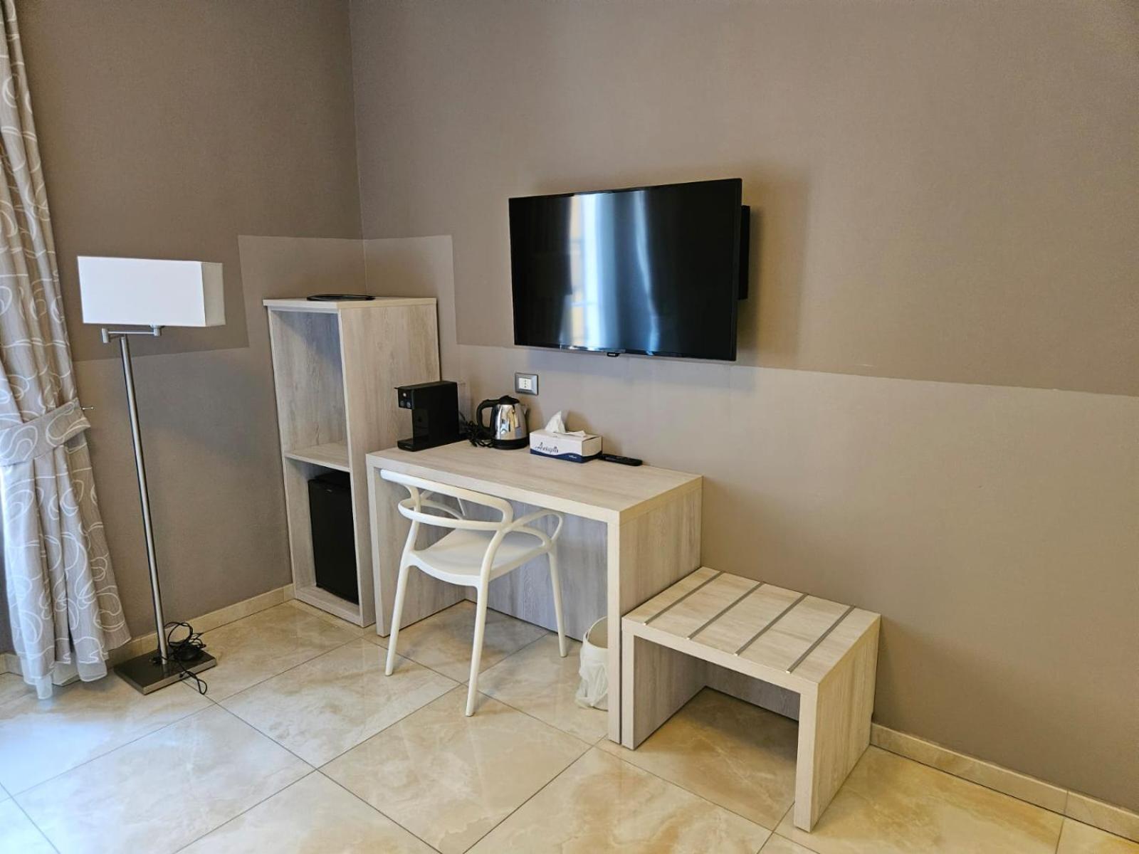Prima Fila Due Pemium Guest House Sanremo Exterior photo